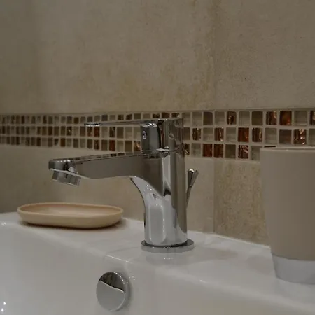 Bed & Breakfast Karina's 4*