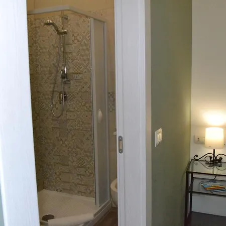 Bed & Breakfast Karina's 4*